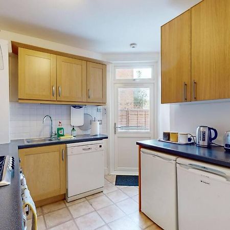 Spacious 2Bd Apartment Cricklewood Londen Buitenkant foto